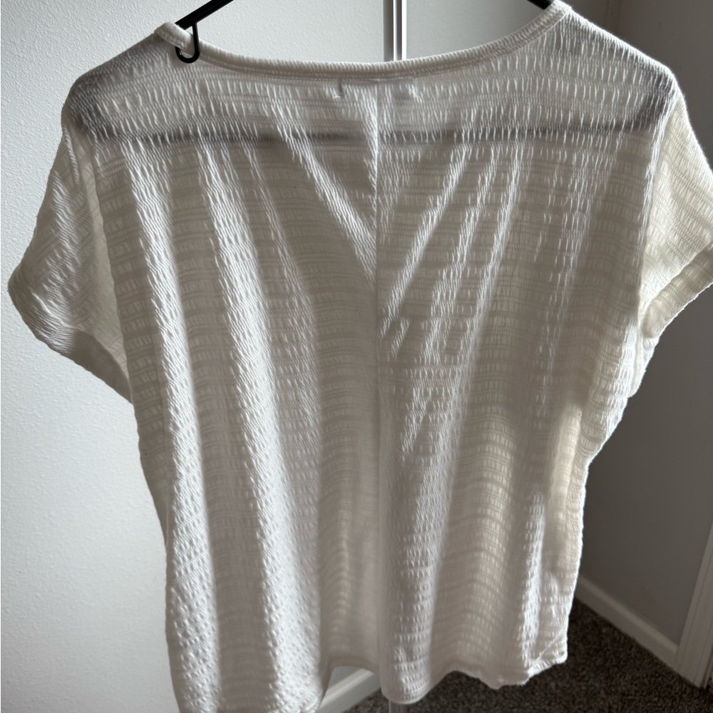 White Textured Blouse with Lace Details - Picture 3 of 4